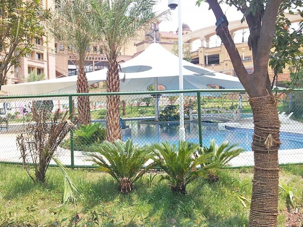 膜結(jié)構(gòu)泳池遮陽