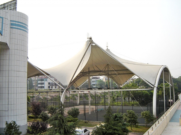 膜結構體育場館