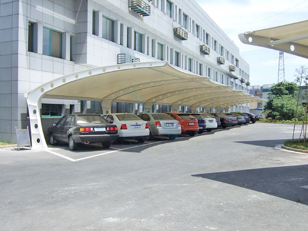膜結(jié)構(gòu)汽車棚