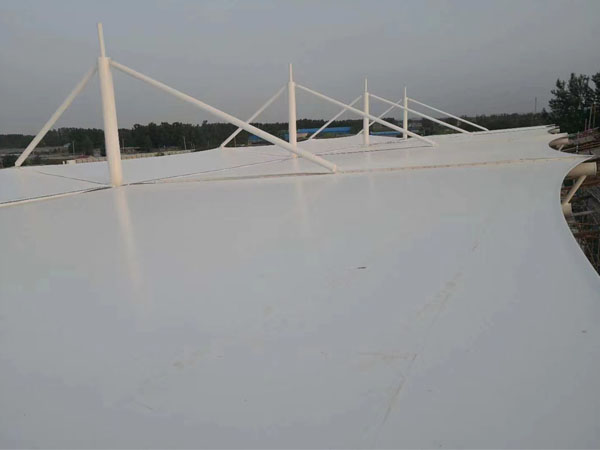 臨沂膜結(jié)構(gòu)看臺(tái)完工