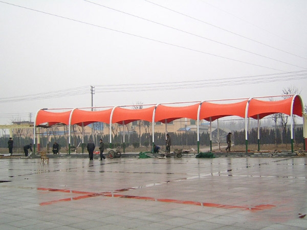 為什么現(xiàn)在公園廣場(chǎng)選擇用膜結(jié)構(gòu)越來(lái)越多了